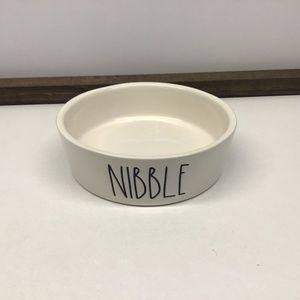 Rae Dunn Nibble Cat bowl
